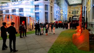 Carrefour_Robot-Escritor_EXeventos_EXarchitects_-(3) Premios innovación Carrefour 2017. Retratos Robots