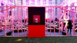 Carrefour_Robot-Escritor_EXeventos_EXarchitects_-(5) Premios innovación Carrefour 2017. Retratos Robots