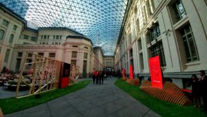 Carrefour_Robot-Escritor_EXeventos_EXarchitects_-(9) Premios innovación Carrefour 2017. Retratos Robots