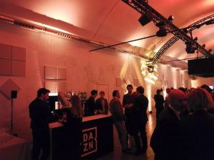 DAZN_Robot-Coctelero_EXeventos_EXarchitects_-(4)