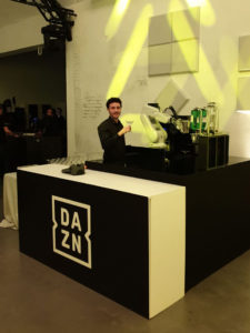 DAZN_Robot-Coctelero_EXeventos_EXarchitects_-(5)